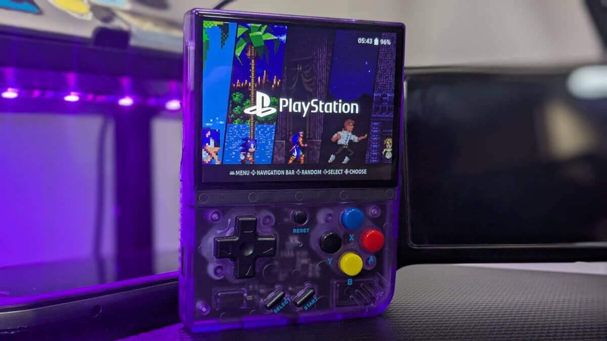 R33S_Purple_Rocknix_Menu
