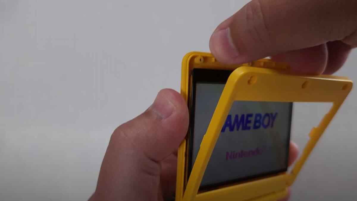 Anbernic RG34XXSP Extra Screen Space - Retro Handhelds Anbernic RG34XXSP Extra Screen Space