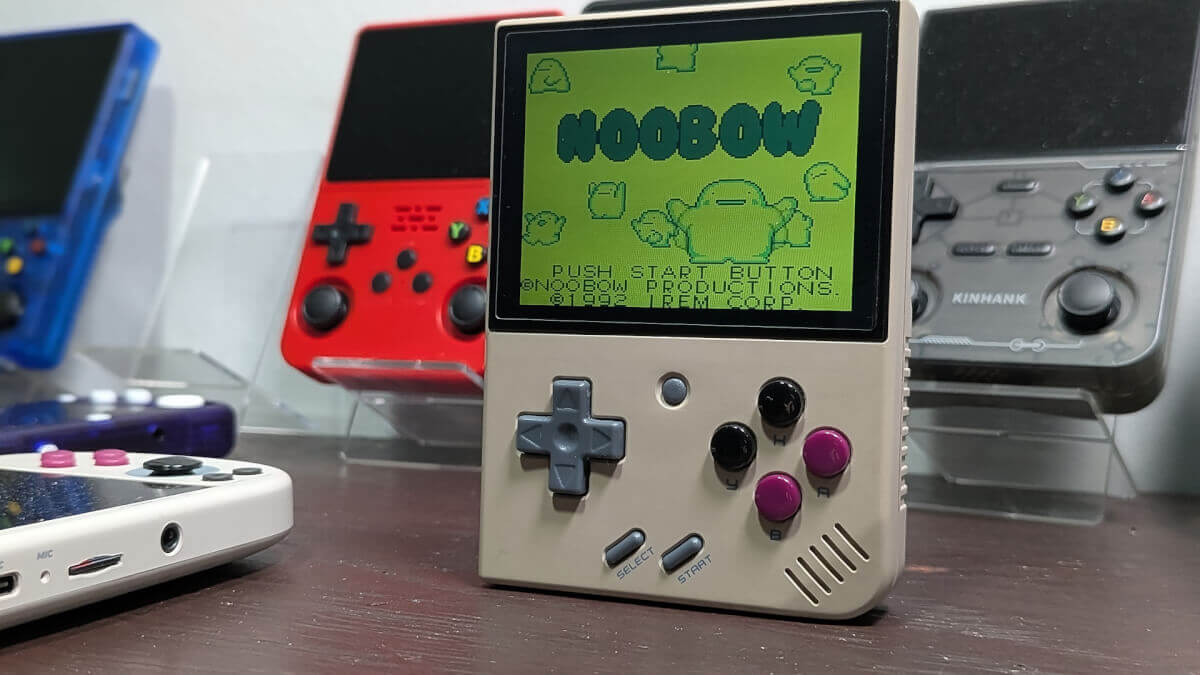 Miyoo_Mini_Noobow_GB