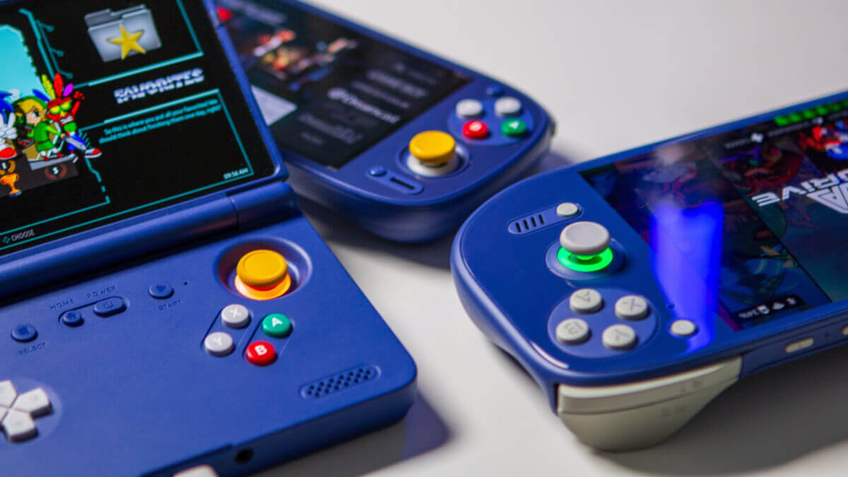 Retroid Pocket Flip 2 Review - AYN Odin 2 Portal and Retroid Pocket 5 - 2