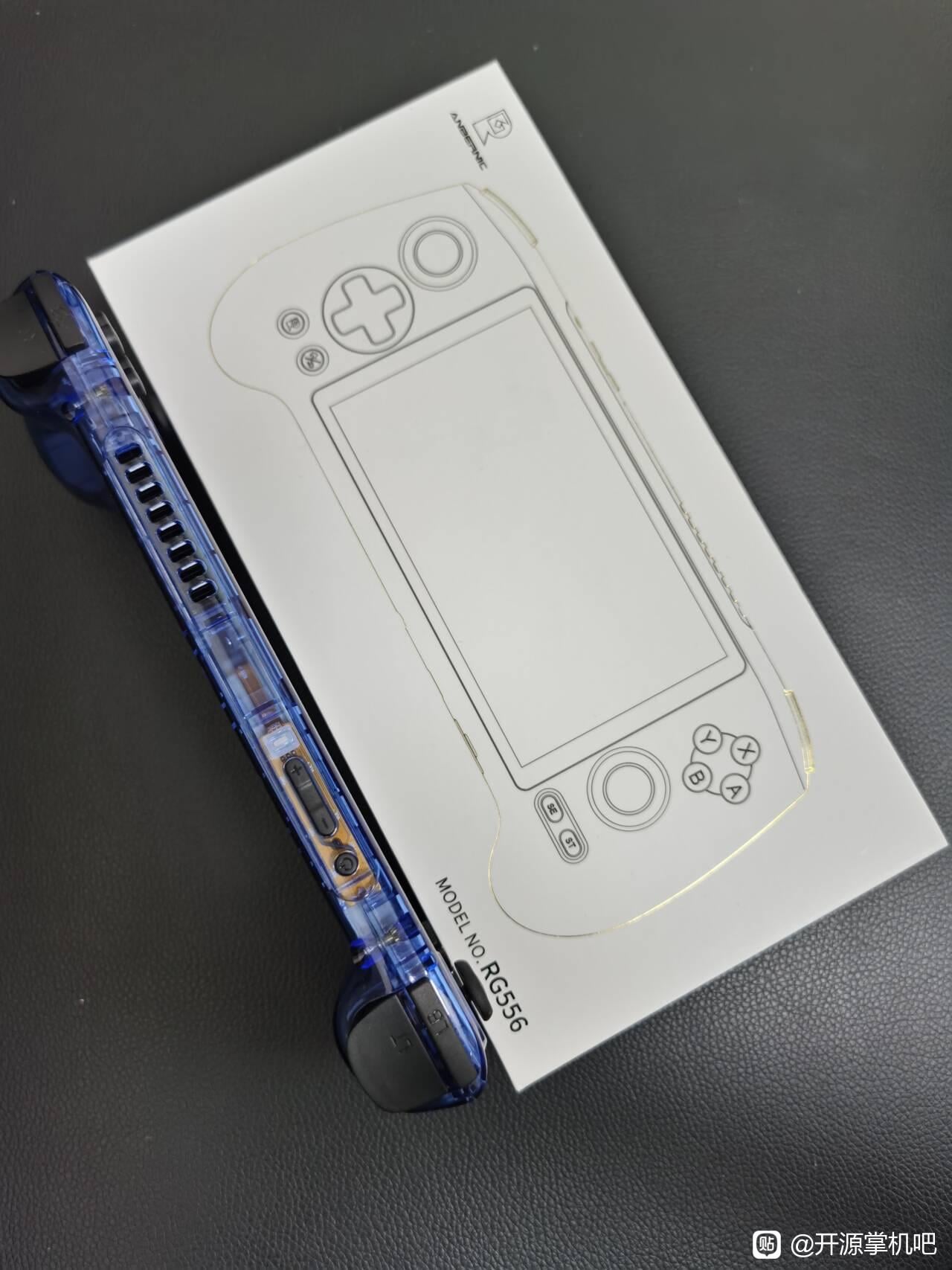 https://r36s-gameconsole.com/wp-content/uploads/2025/08/w2leouzeejdc1.jpg