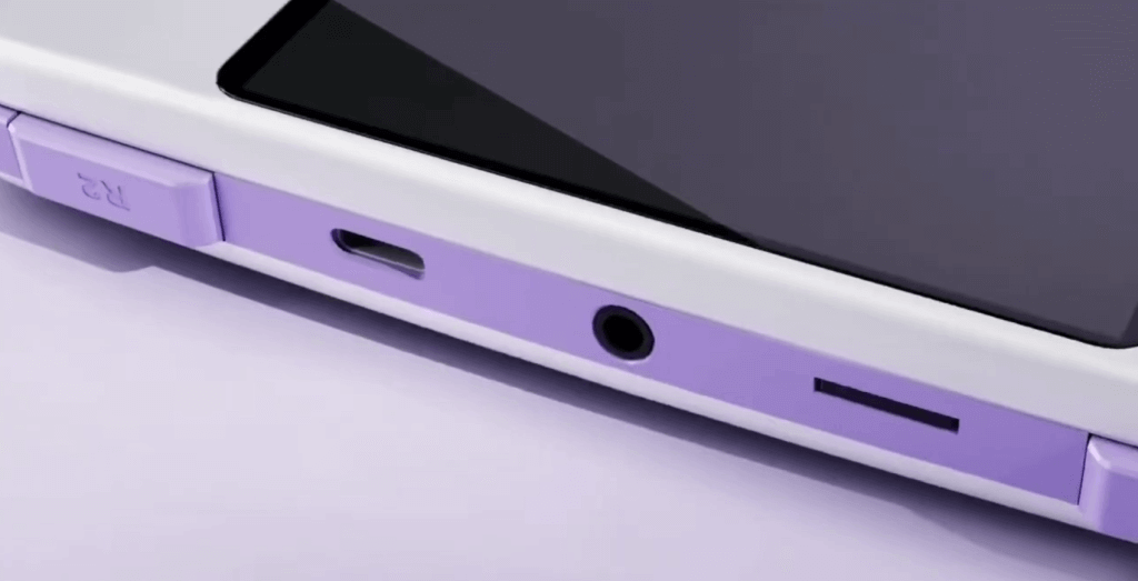 USB-C and Audio Jack - Retro Handhelds