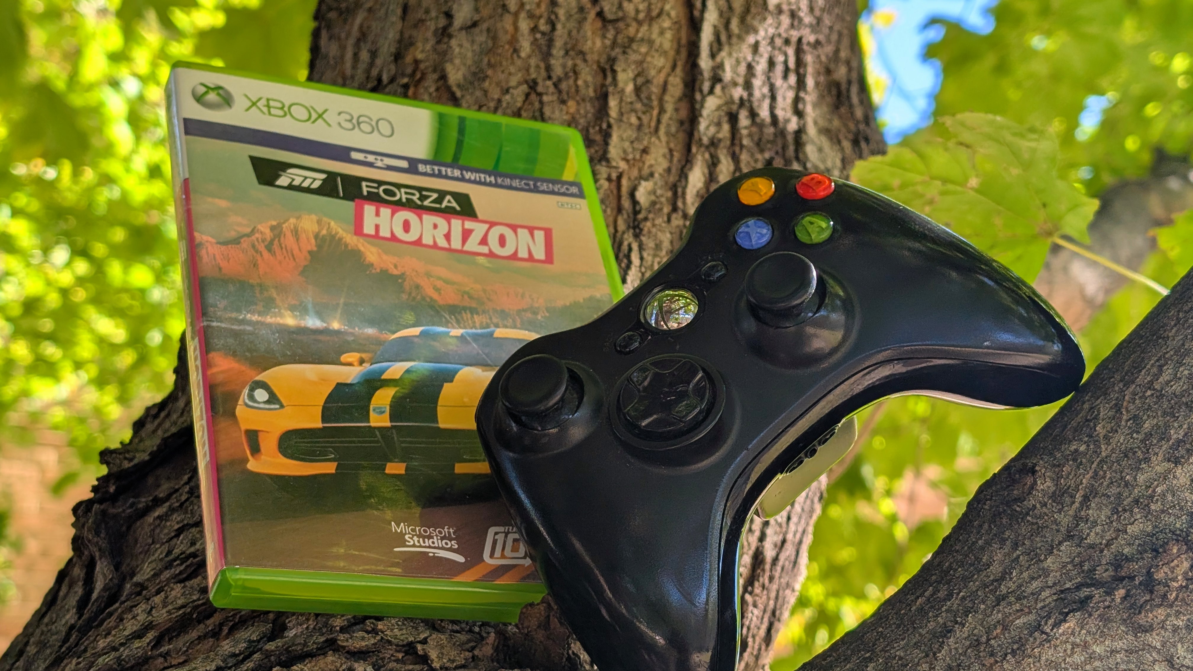 Foriza Horizon for Xbox 360 with Xbox 360 Controller